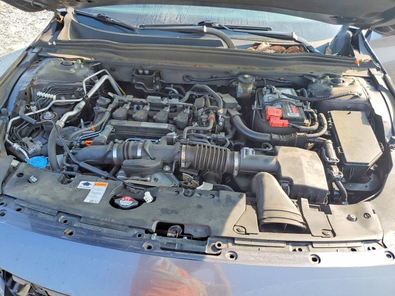 61403826 :رقم المزاد ، 1HGCV1F13KA008046 vin ، 2019 Honda Accord مزاد بيع