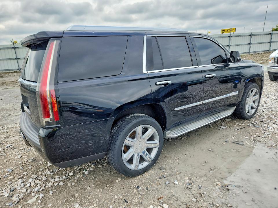 2015 Cadillac Escalade მანქანა იყიდება აუქციონზე, vin: 1GYS3MKJ7FR559640, აუქციონის ნომერი: 62578106