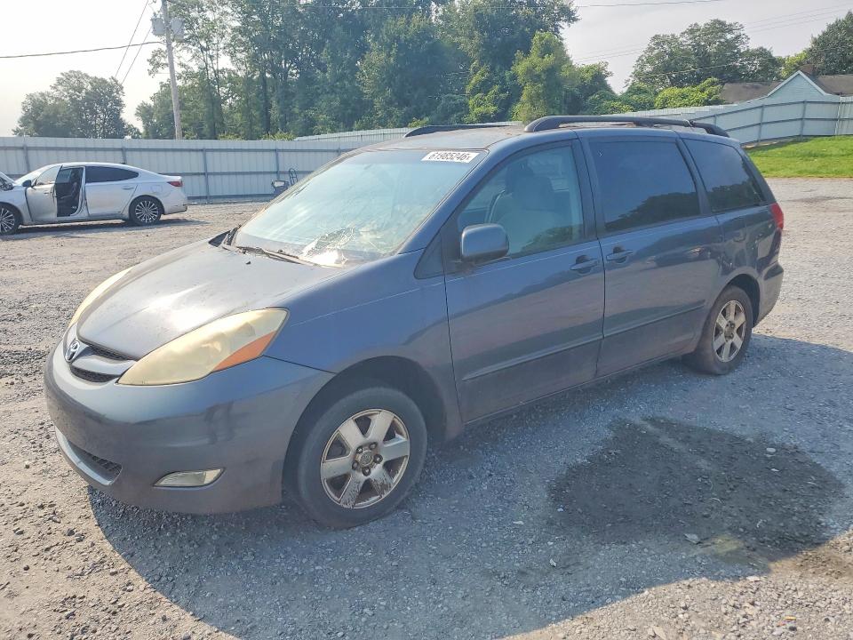 Продажа на аукционе авто 2006 Toyota Sienna, vin: 5TDZA22C86S498462, номер лота: 61985246
