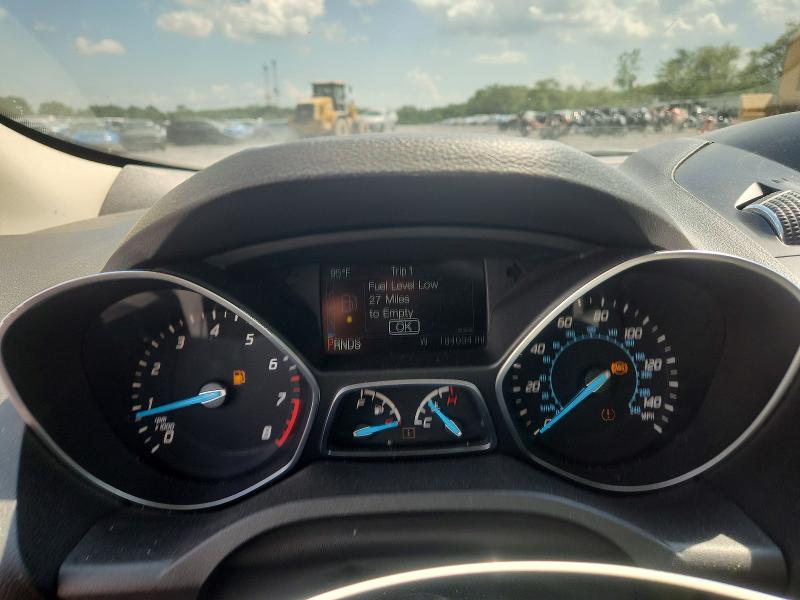 61738456 :رقم المزاد ، 1FMCU0GX4FUC21604 vin ، 2015 Ford Escape مزاد بيع