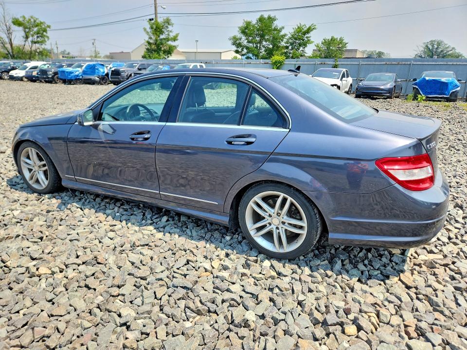 61771446 :رقم المزاد ، WDDGF8BB2BR183268 vin ، 2011 Mercedes-benz C مزاد بيع