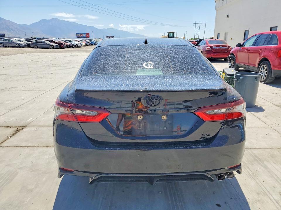 Продажа на аукционе авто 2022 Toyota Camry, vin: 4T1G11BK0NU049873, номер лота: 60948156