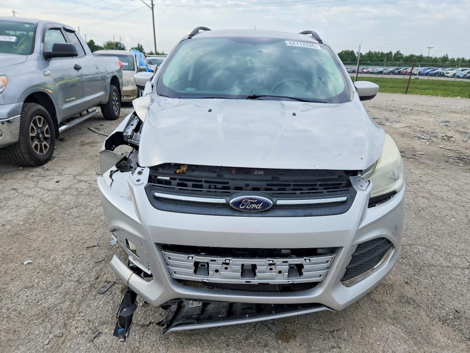 62112286 :رقم المزاد ، 1FMCU9GX8FUA40137 vin ، 2015 Ford Escape مزاد بيع