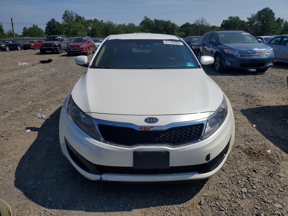 2011 Kia Optima მანქანა იყიდება აუქციონზე, vin: KNAGM4A72B5129057, აუქციონის ნომერი: 61192006