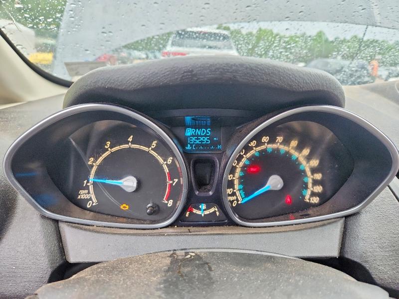 62093856 :رقم المزاد ، 3FADP4BJ7FM110369 vin ، 2015 Ford Fiesta مزاد بيع