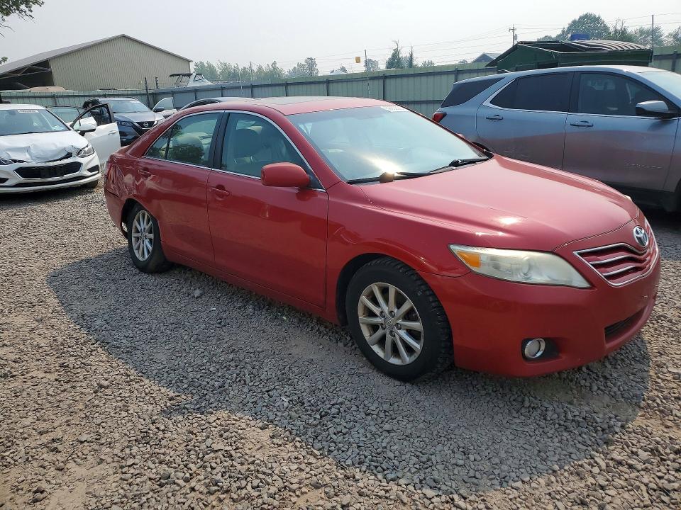 59859626 :رقم المزاد ، 4T1BF3EKXBU749916 vin ، 2011 Toyota Camry مزاد بيع