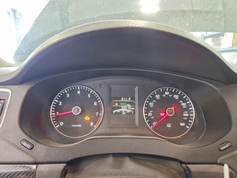 60050646 :رقم المزاد ، 3VWD17AJ0EM437335 vin ، 2014 Volkswagen Jetta مزاد بيع