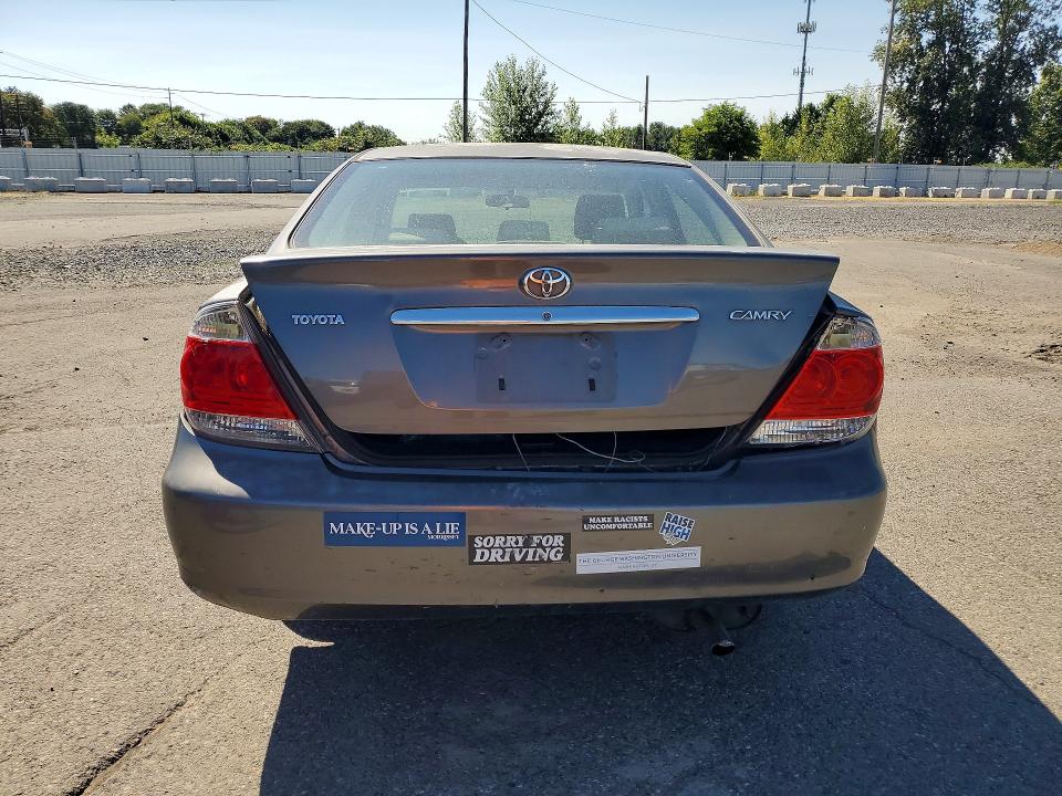 60887146 :رقم المزاد ، JTDBE32K953034485 vin ، 2005 Toyota Camry مزاد بيع