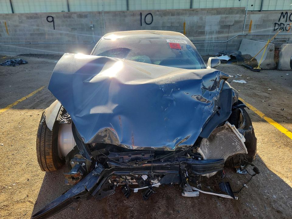 62875376 :رقم المزاد ، 5YJSA1E22JF257654 vin ، 2018 Tesla Model S مزاد بيع