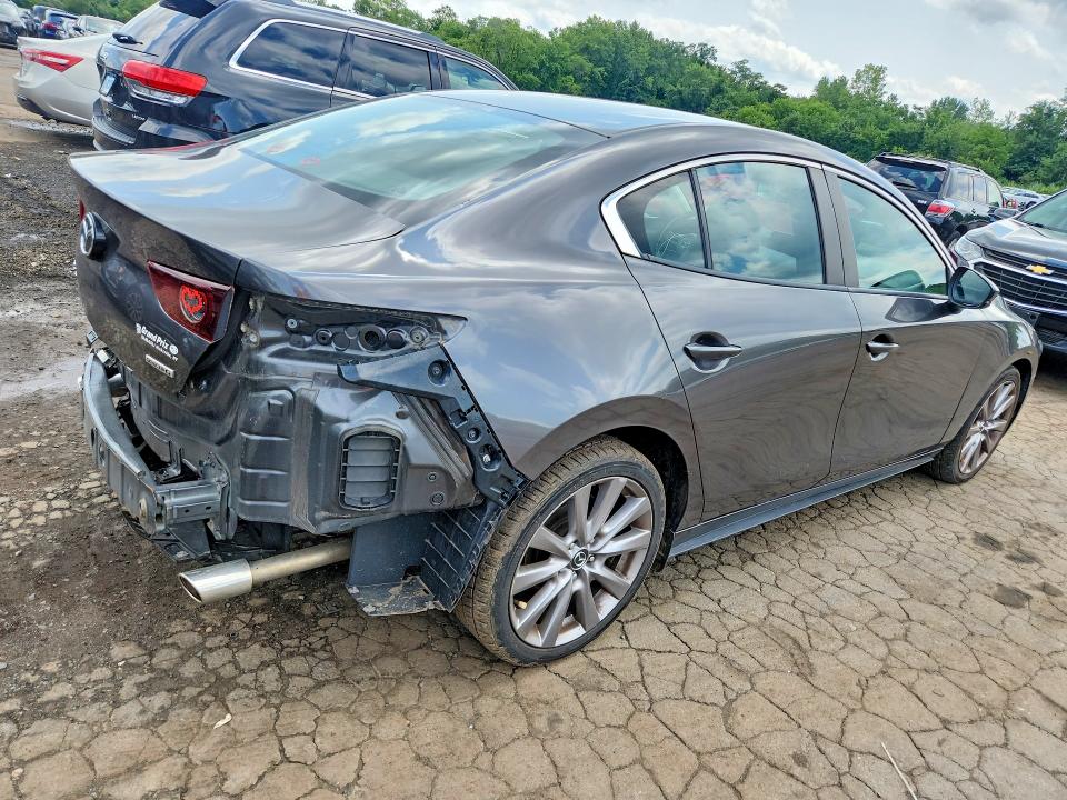 Aukcja sprzedaży 2021 Mazda 3, vin: 3MZBPBBLXMM252345, numer aukcji: 61592036