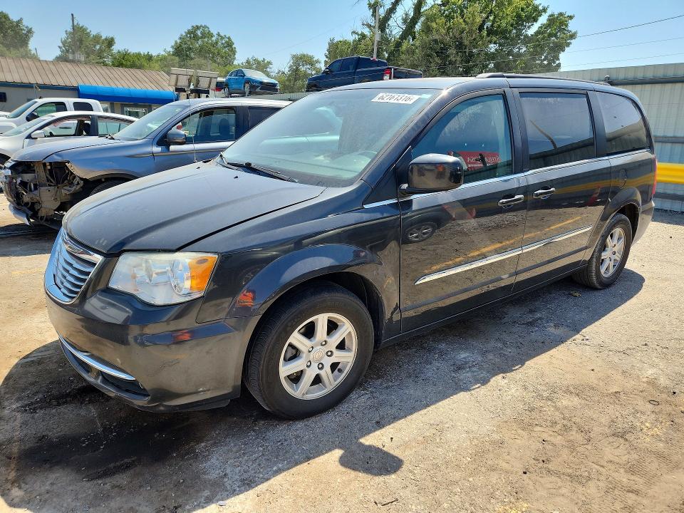 2011 Chrysler Town & Country მანქანა იყიდება აუქციონზე, vin: 2A4RR5DG4BR771369, აუქციონის ნომერი: 62161316