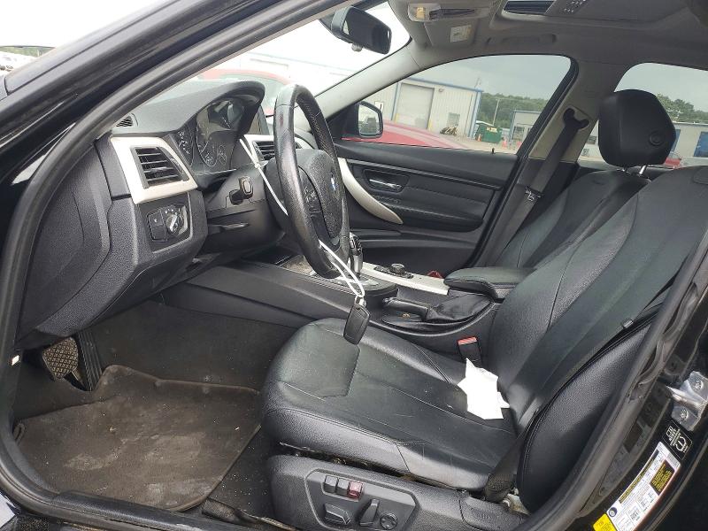 61333436 :رقم المزاد ، WBA3B1C5XEP679128 vin ، 2014 Bmw 320 مزاد بيع