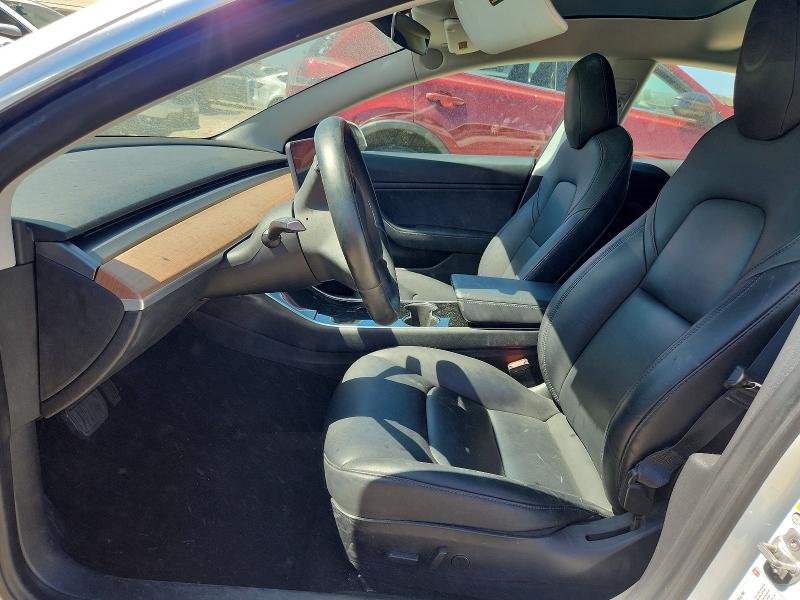 Продажа на аукционе авто 2018 Tesla Model 3, vin: 5YJ3E1EB1JF185774, номер лота: 62142626