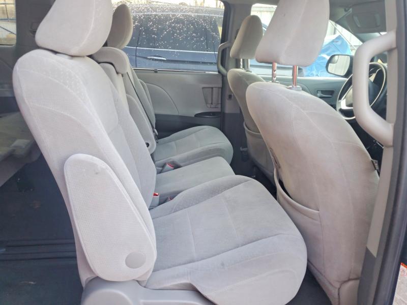 2017 Toyota Sienna მანქანა იყიდება აუქციონზე, vin: 5TDKZ3DC0HS799792, აუქციონის ნომერი: 59320346
