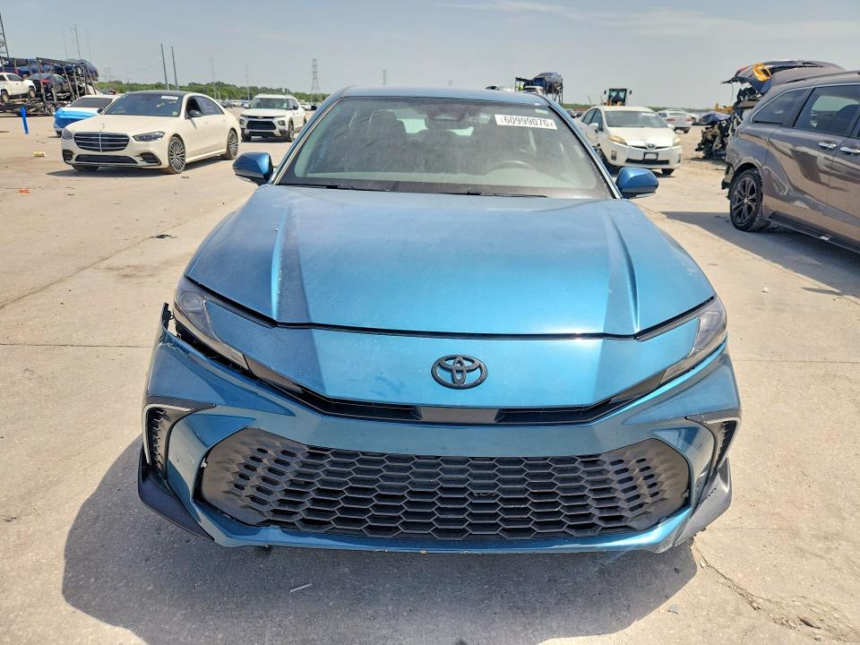 Продаж на аукціоні авто 2025 Toyota Camry, vin: 4T1DAACK4SU610606, номер лоту: 60999076