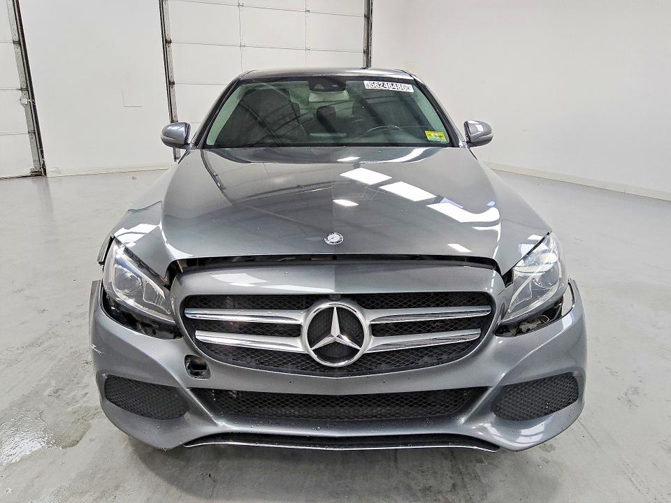 2017 Mercedes-benz C მანქანა იყიდება აუქციონზე, vin: 55SWF4KB0HU199626, აუქციონის ნომერი: 56246486