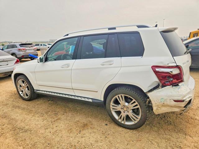 61822666 :رقم المزاد ، WDCGG0EB4FG420343 vin ، 2015 Mercedes-benz Glk مزاد بيع