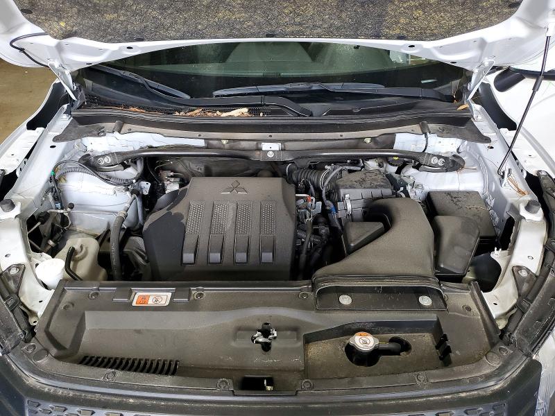 62691496 :رقم المزاد ، JA4ATUAA4RZ055306 vin ، 2024 Mitsubishi Eclipse Cross مزاد بيع