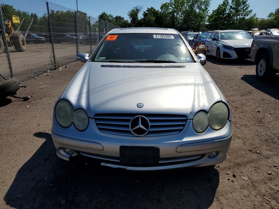 61785906 :رقم المزاد ، WDBTJ65J24F083768 vin ، 2004 Mercedes-benz Clk مزاد بيع