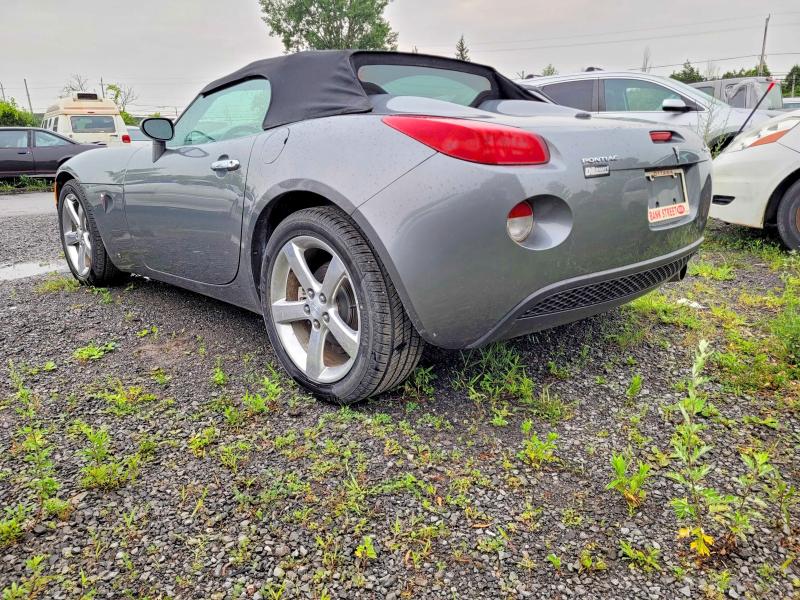 2006 Pontiac Solstice მანქანა იყიდება აუქციონზე, vin: 1G2MB33B86Y106981, აუქციონის ნომერი: 62071376
