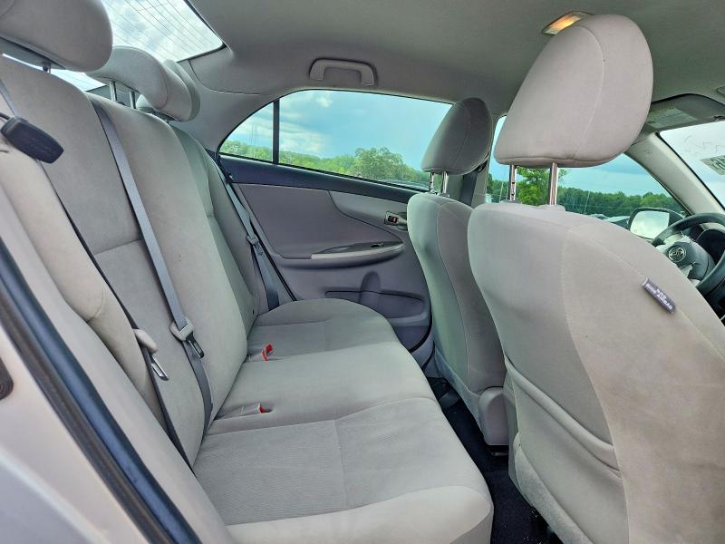 61041216 :رقم المزاد ، 2T1BU4EEXBC662363 vin ، 2011 Toyota Corolla مزاد بيع