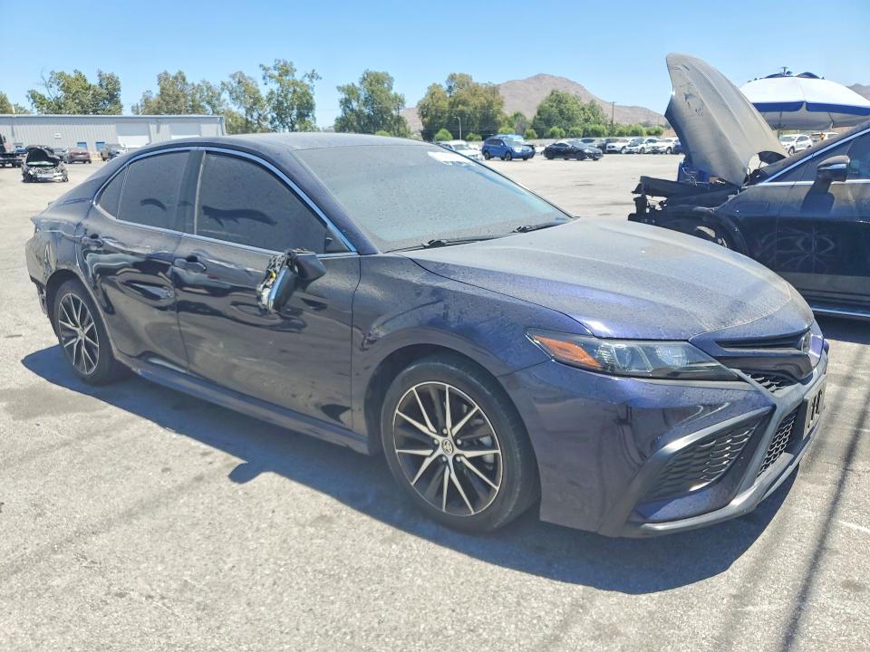 2022 Toyota Camry მანქანა იყიდება აუქციონზე, vin: 4T1G11AK2NU630020, აუქციონის ნომერი: 60453076
