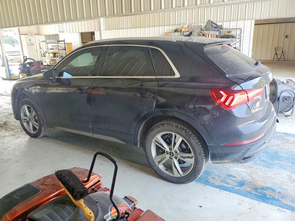 62293936 :رقم المزاد ، WA1EECF39P1119593 vin ، 2023 Audi Q3 مزاد بيع