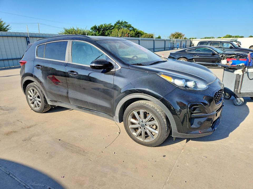 Продажа на аукционе авто 2021 Kia Sportage, vin: KNDP63AC0M7857245, номер лота: 73341315