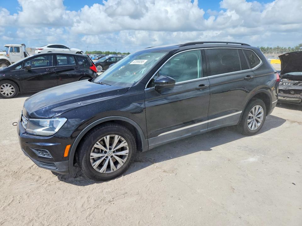 62099096 :رقم المزاد ، 3VV3B7AX6JM088399 vin ، 2018 Volkswagen Tiguan مزاد بيع