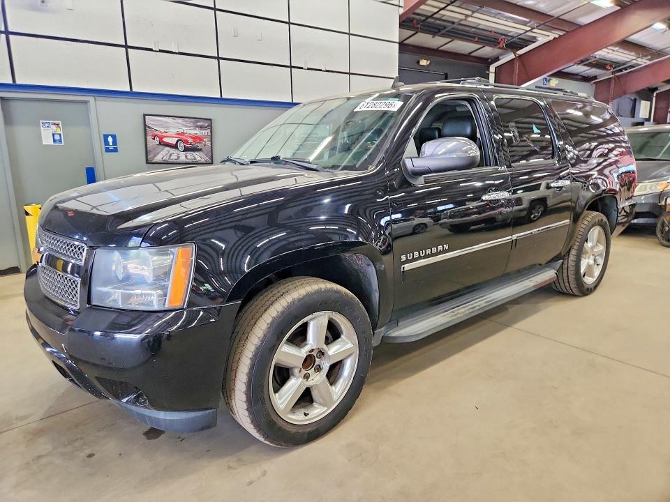 2014 Chevrolet Suburban მანქანა იყიდება აუქციონზე, vin: 1GNSCKE01ER106780, აუქციონის ნომერი: 61282296
