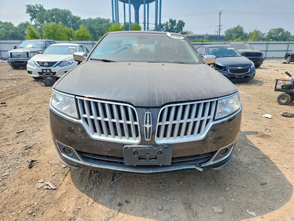 61411726 :رقم المزاد ، 3LNHL2GC0BR775161 vin ، 2011 Lincoln Mkz مزاد بيع
