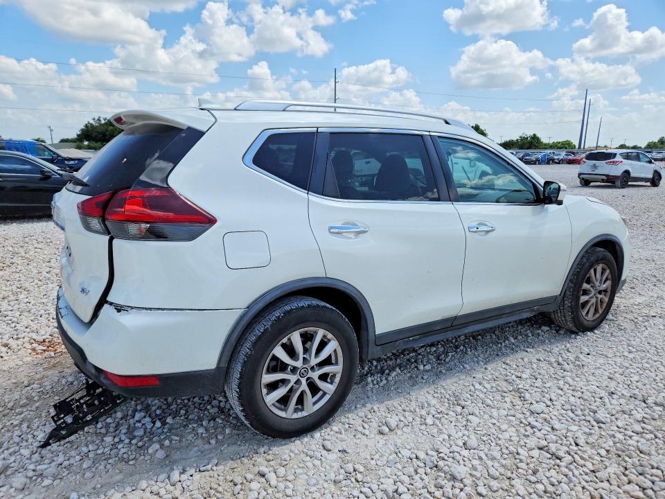59696296 :رقم المزاد ، KNMAT2MT1JP602670 vin ، 2018 Nissan Rogue مزاد بيع
