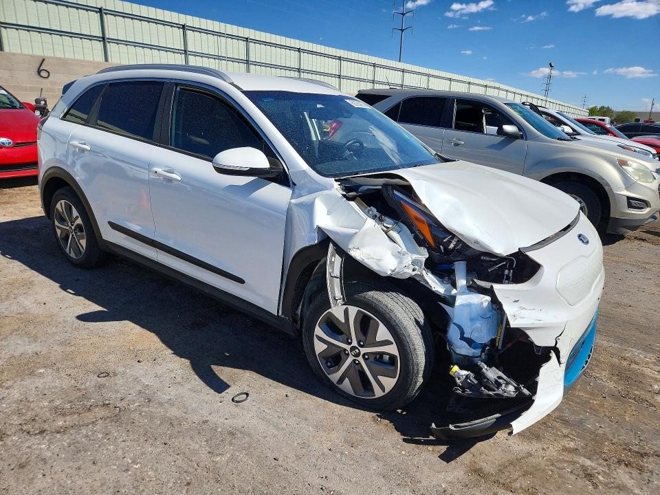 60754626 :رقم المزاد ، KNDCC3LGXL5074922 vin ، 2020 Kia Niro مزاد بيع
