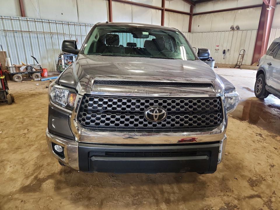 Продаж на аукціоні авто 2018 Toyota Tundra, vin: 5TFDY5F1XJX738145, номер лоту: 60076556