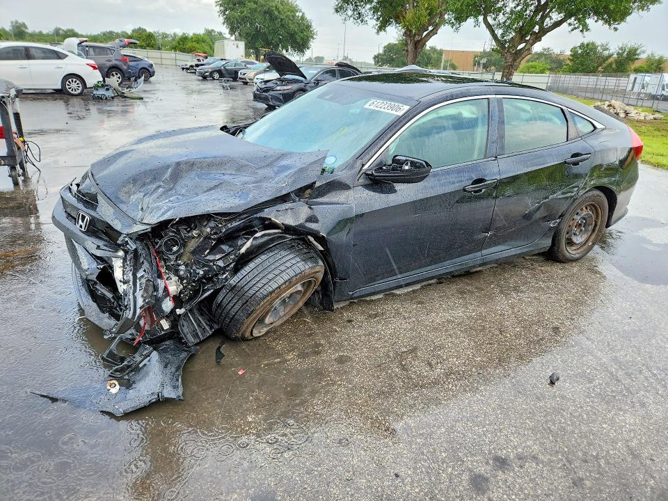 61223906 :رقم المزاد ، 19XFC2F63LE011594 vin ، 2020 Honda Civic مزاد بيع