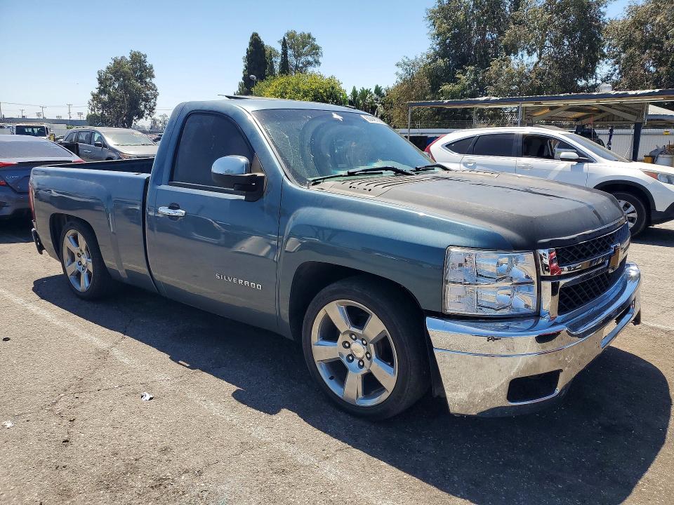 60446036 :رقم المزاد ، 1GCEC14C18Z117035 vin ، 2008 Chevrolet Silverado مزاد بيع