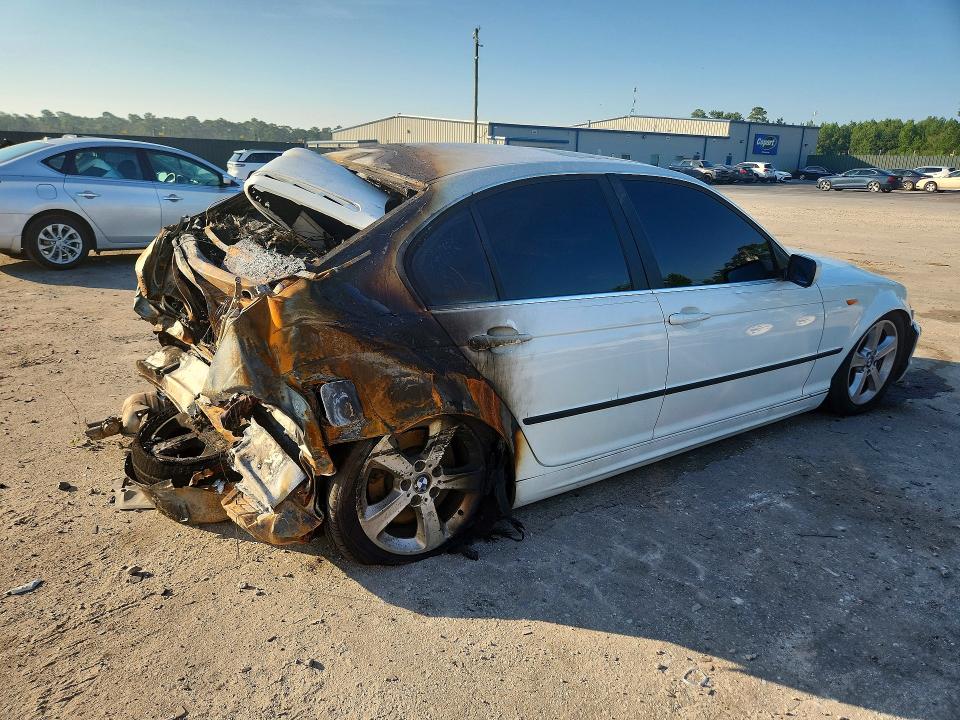 61667756 :رقم المزاد ، WBAEV53464KM38256 vin ، 2004 Bmw 330 مزاد بيع
