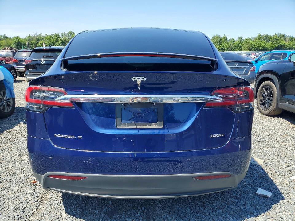 Продаж на аукціоні авто 2017 Tesla Model X, vin: 5YJXCBE24HF054703, номер лоту: 61592666