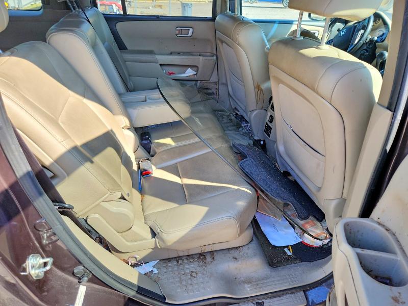 60809466 :رقم المزاد ، 5FNYF3H99FB008033 vin ، 2015 Honda Pilot مزاد بيع