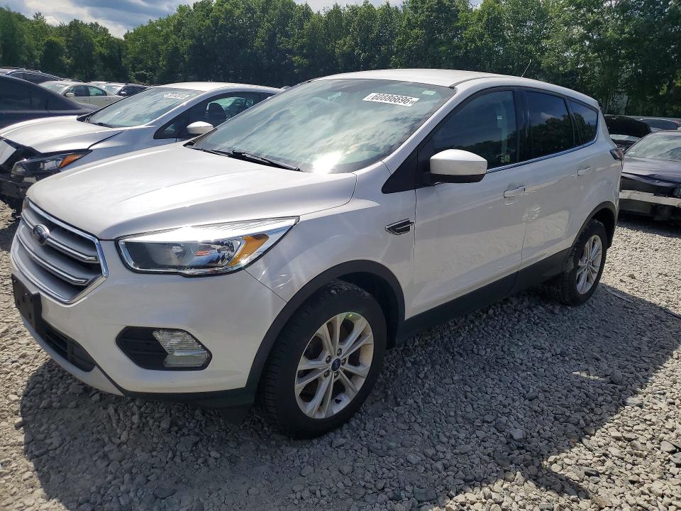 60886696 :رقم المزاد ، 1FMCU9GDXHUB11587 vin ، 2017 Ford Escape مزاد بيع