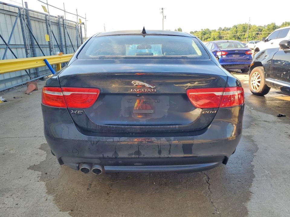 2017 Jaguar Xe მანქანა იყიდება აუქციონზე, vin: SAJAD4BN8HA952227, აუქციონის ნომერი: 62858496
