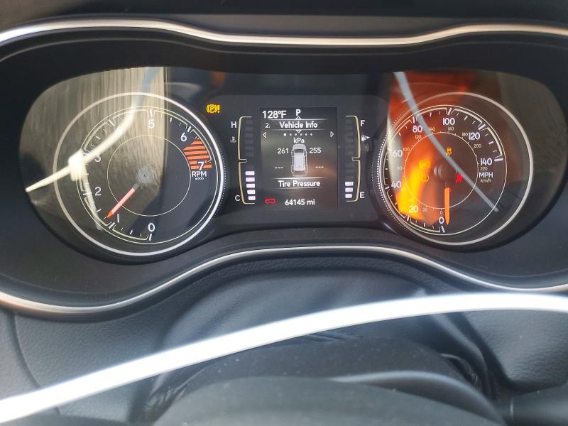 60545596 :رقم المزاد ، 1C4PJLCB4LD548011 vin ، 2020 Jeep Cherokee مزاد بيع