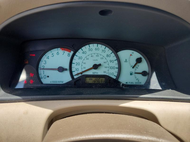 61752316 :رقم المزاد ، 1NXBR32EX4Z318100 vin ، 2004 Toyota Corolla مزاد بيع