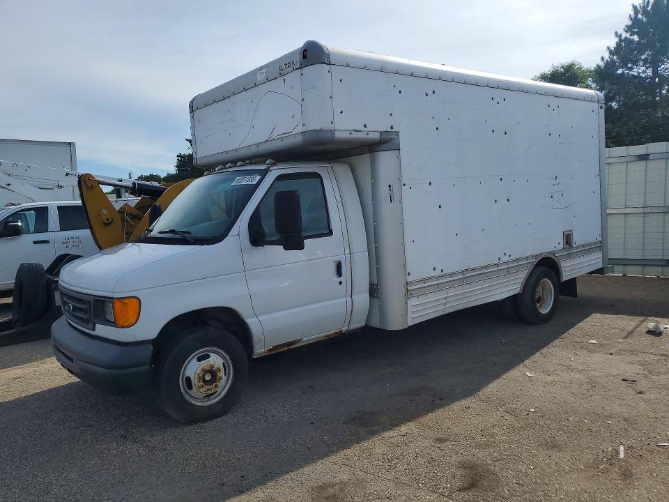 60051836 :رقم المزاد ، 1FDXE45SX6HA86621 vin ، 2006 Ford Econoline مزاد بيع