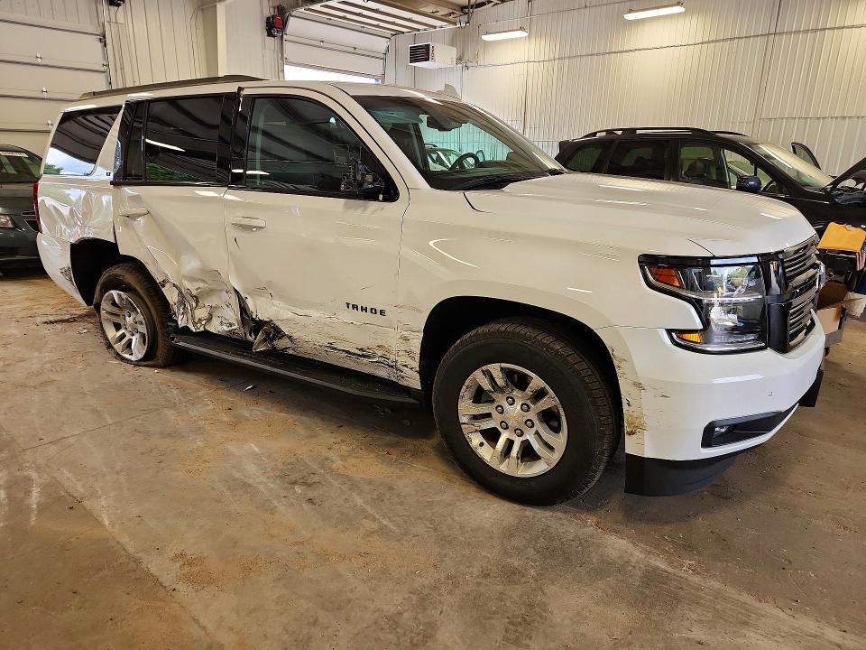 Продаж на аукціоні авто 2019 Chevrolet Tahoe, vin: 1GNSKBKC9KR183586, номер лоту: 62111826