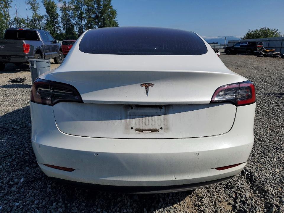 2018 Tesla Model 3 მანქანა იყიდება აუქციონზე, vin: 5YJ3E1EA5JF013822, აუქციონის ნომერი: 62255726