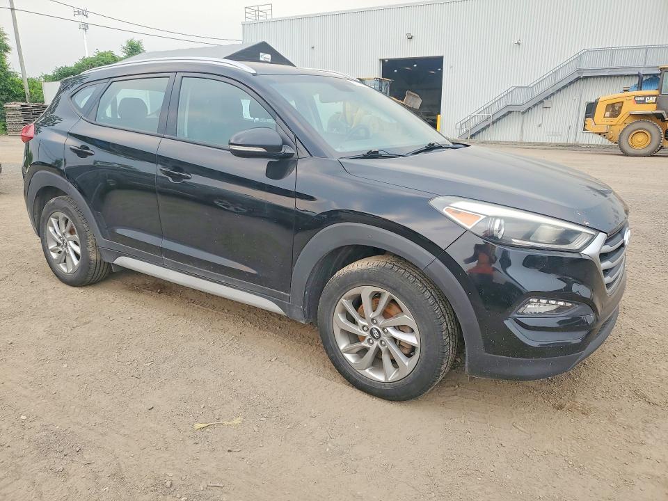 58716826 :رقم المزاد ، KM8J3CA44JU807402 vin ، 2018 Hyundai Tucson مزاد بيع