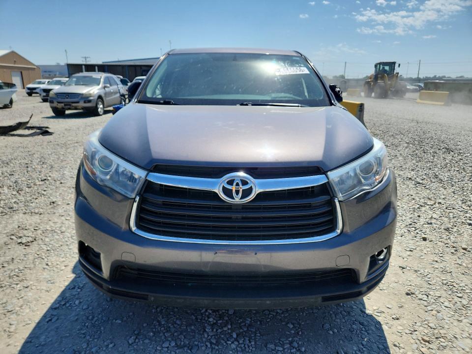 Продаж на аукціоні авто 2015 Toyota Highlander, vin: 5TDBKRFH9FS102195, номер лоту: 61880056