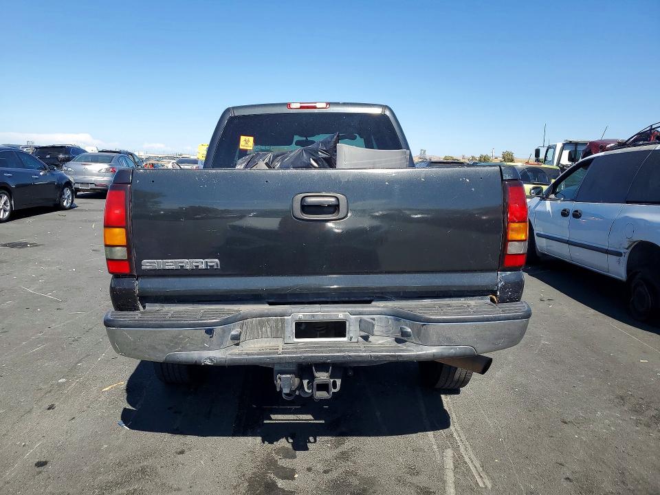 60978446 :رقم المزاد ، 1GTHK23U94F130739 vin ، 2004 Gmc Sierra مزاد بيع