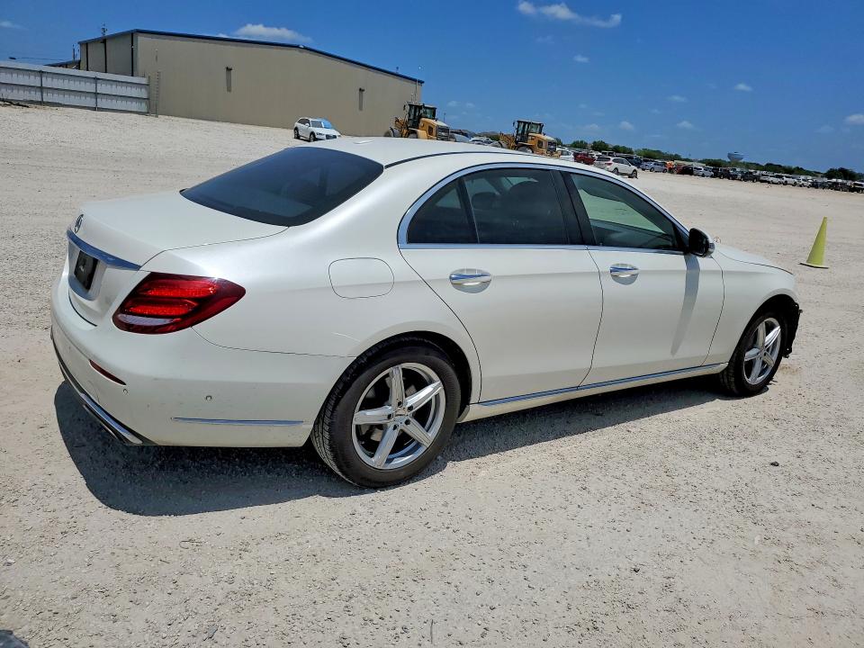 Продажа на аукционе авто 2017 Mercedes-benz E, vin: WDDZF4JB8HA169398, номер лота: 63518136